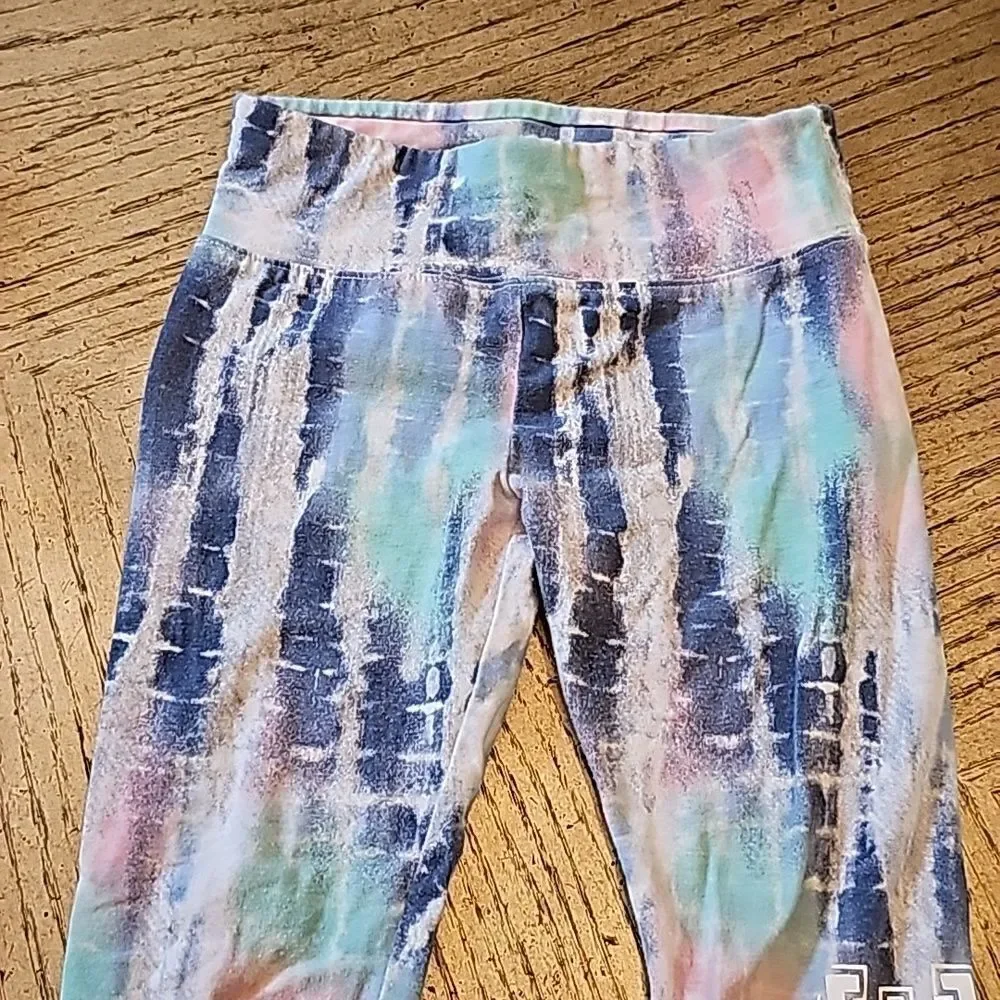 Girls Tie Dye leggings size 6 Justice